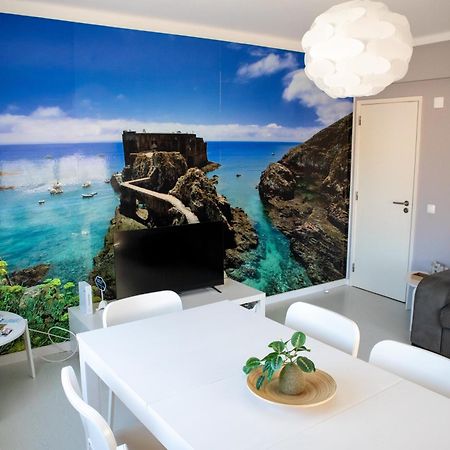 Gamboa Surf Apartment Peniche Bagian luar foto